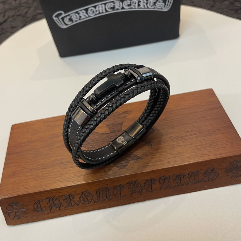 Ch**me He**ts bracelets